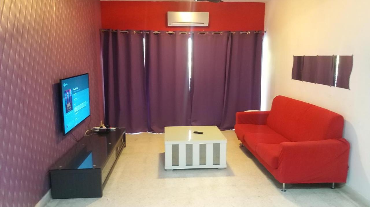 Safar Houzy Selesa Hillhomes *